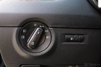 Škoda Octavia Combi 2.0 TDI JOY - 9