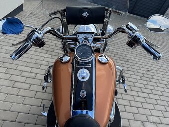 HARLEY DAVIDSON ROAD KING 105years Anniversary - 9