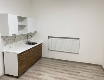 Prenájom obchodného priestoru plus bytu - Piešťany - 9