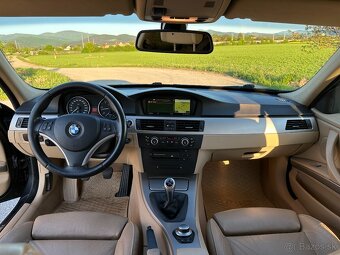 BMW e90 325D 145kW, koža, bixenon, navi - 9