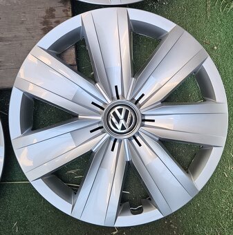 Originálne puklice VW - R16 - 9