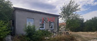 Budova s pozemkom 815 m2, Levice, Kalinčiakovo (SM - 823) - 9