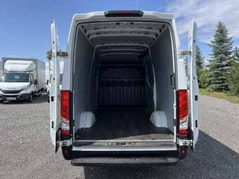 Prodám Iveco Daily 3.0. 110kw. 35S15. Délka ložné plochy: 36 - 9