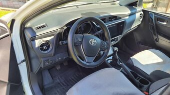 Toyota Auris 1,6 Valvematic (Final Edition) - 9
