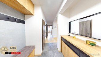 Na predaj 3 izbový byt kompletne zariadený s parkovacím stát - 9