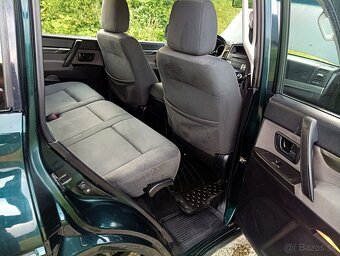 Mitsubishi Pajero 3.2DI-D M/T MODEL 2012 - 9