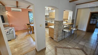 Na predaj 5 izbový rodinný dom s garážou v obci Čeľadice "R - 9
