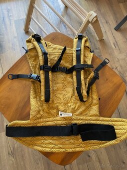 Rischino ergonomický nosič HONEY MAGIC ART - FLEXIBLE - 9