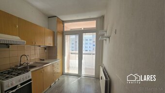 Stredový 2 izbový byt s logiou a výhľadom,NECPALY Gazdovská - 9