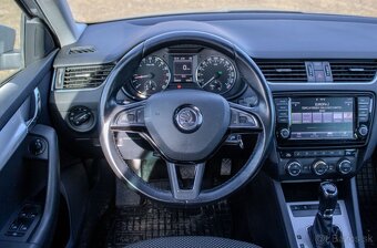 Škoda Octavia Combi 2.0 TDI Business DSG - 9