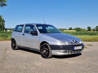 Alfa Romeo 145 - 9