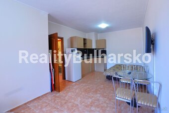 Apartmán 2+kk s balkonem v rezidenčním komplexu s bazénem - 9