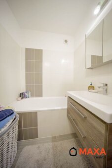 Priestranný dvojizbový byt na prenájom, Prievidza - 9