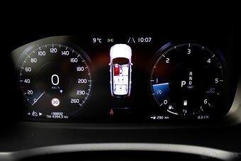 Volvo XC90 2.0 B5 Drive-E Inscription AWD A/T 7m - 9