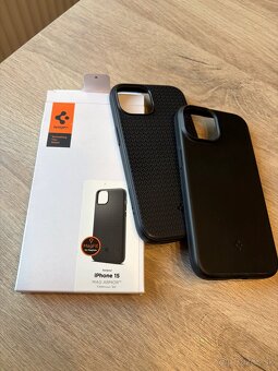 Predám iPhone 15 128 GB Black - 9