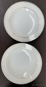 Porcelánové staré retro taniere - 9