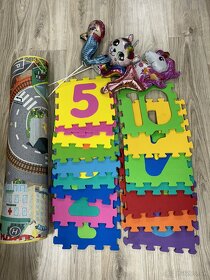 Dinosaurus, hryzatko, penové puzzle, Barbie stôl - 9