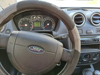 Ford Fiesta 1,25 benzín, r.v. 2006 - 9
