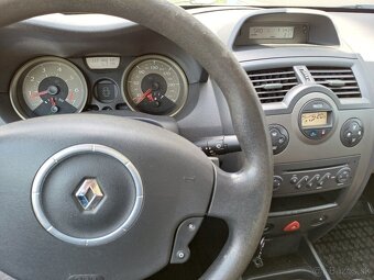Renault Megane II sedan 1,6 benzín - rok 2008 - Klimatizácia - 9