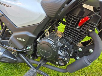 Honda CBF125M - 9