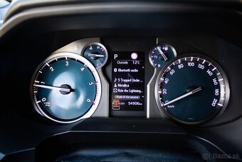 Toyota Land Cruiser 2.8 D-4D 204 Comfort A/T 4x4 - 9