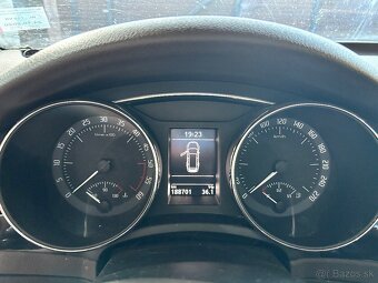 Škoda Superb Combi 2.O TDI 125 kW - 9