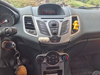 Ford Fiesta 1.4 Tdci - 9