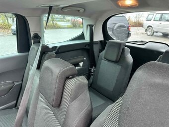 Peugeot 5008 2.0 Hdi 110 KW ,7 miest - 9