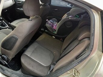 Predám vymením Fiat bravo 1.4 16v 2008 - 9