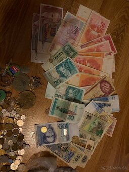 Bankovky - 9