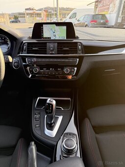 BMW 118i SPORT Line A/T - 9