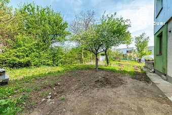POZEMOK SO STAVEBNÝM POVOLENÍM - 332 m2, na Grote - 9