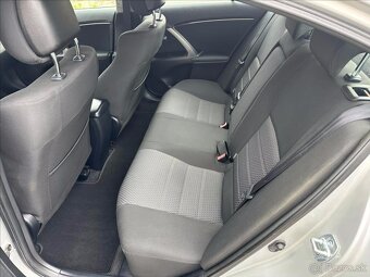 Toyota Avensis 1.8 109kW 2014 63967km 1.majitel - 9