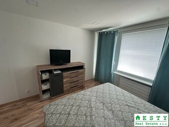 VEĽKÝ 2i byt, 3loggie, Žiar nad Hronom, Hurbanova ul., ESTY - 9