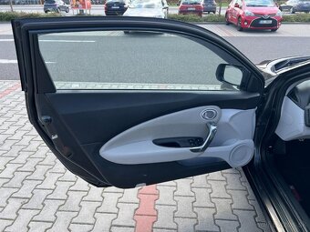 Honda CR-Z 1.5i VTEC HYBRID IMA TOP STAV naj 85t - 9