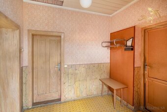 Rodinný dom s chatkou ideálny na rekonštrukciu v obci Považa - 9