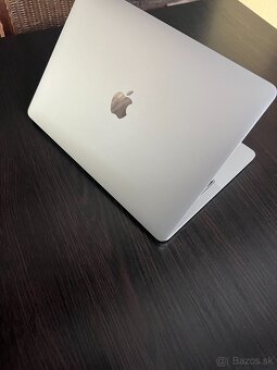  MacBook Pro 13" M2 - 9