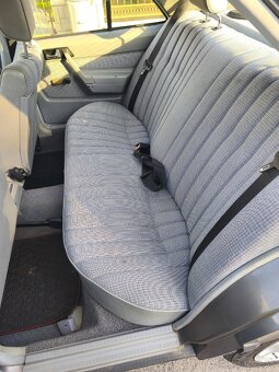 Mercedes Benz 190d - 9
