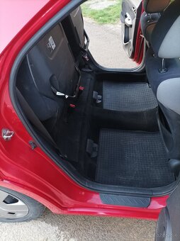 Honda Civic 2.2  103kW motoricky 205xxxkm - 9