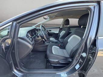 KIA CEED SW 1,6 GDi PLATINUM - 9