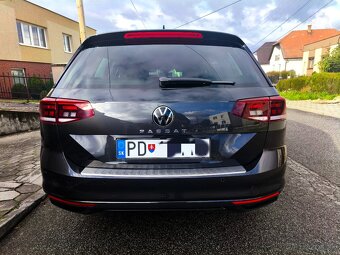 Volkswagen Passat Variant Comfortline 2.0TDI 110KW DSG 2023 - 9