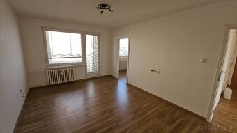 3-izbový byt po kompletnej rekonštrukcii Medvedzie - 9