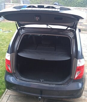 Predam Honda FR-V - 9