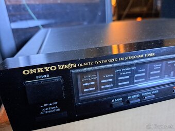 Tuner ONKYO INTEGRA T 4450 - 9
