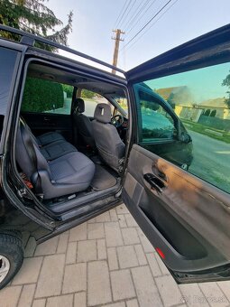 Vw sharan 1.9 tdi 85kw 7 miestni - 9