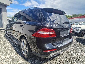 Mercedes-Benz ML - 9