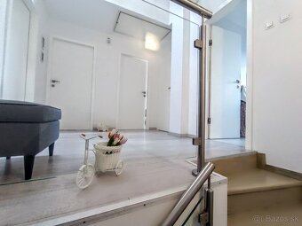 Exkluzívny 4 izb. radový dom s garážou - Teplička nad Váhom - 9