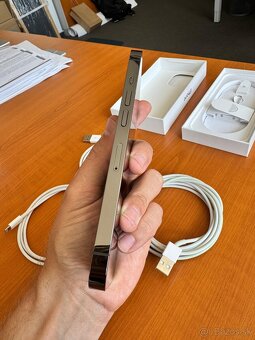 iPhone 13 Pro 256GB graphite + 3 káble, krabička - 9