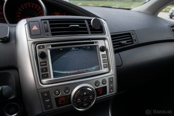 Toyota Verso 2.0 I D-4D 125 Active - 9