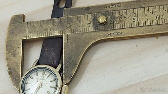 Predám funkčné dámske starožitné hodinky ETERNA -matic - 9